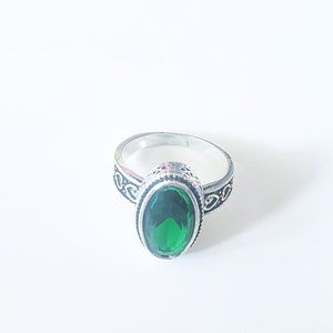 Emerald Silver Ring